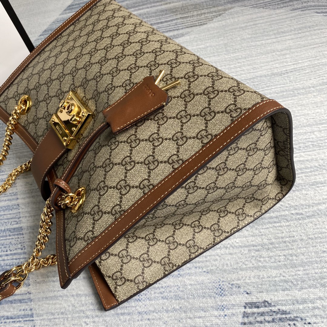 479197 Padlock medium GG shoulder bag GUCCI