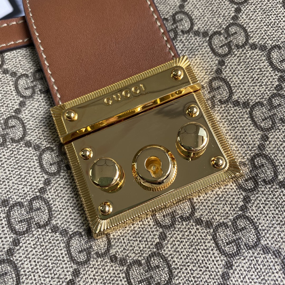 479197 Padlock medium GG shoulder bag GUCCI
