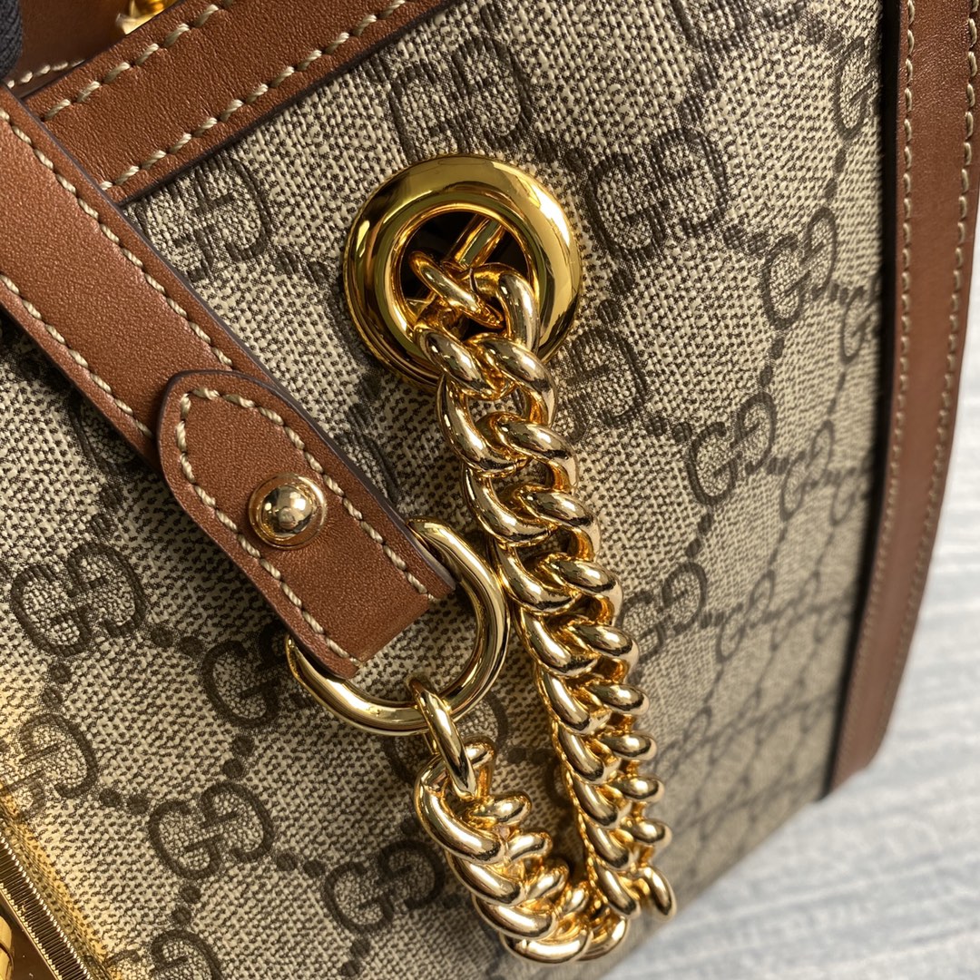 479197 Padlock medium GG shoulder bag GUCCI