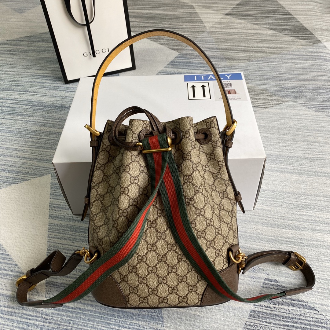 Gucci Soft GG Supreme backpack, 473875