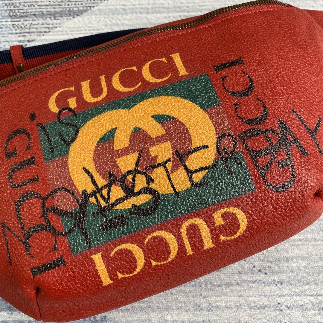 GUCCI Gucci Print leather belt bag, 493869 
