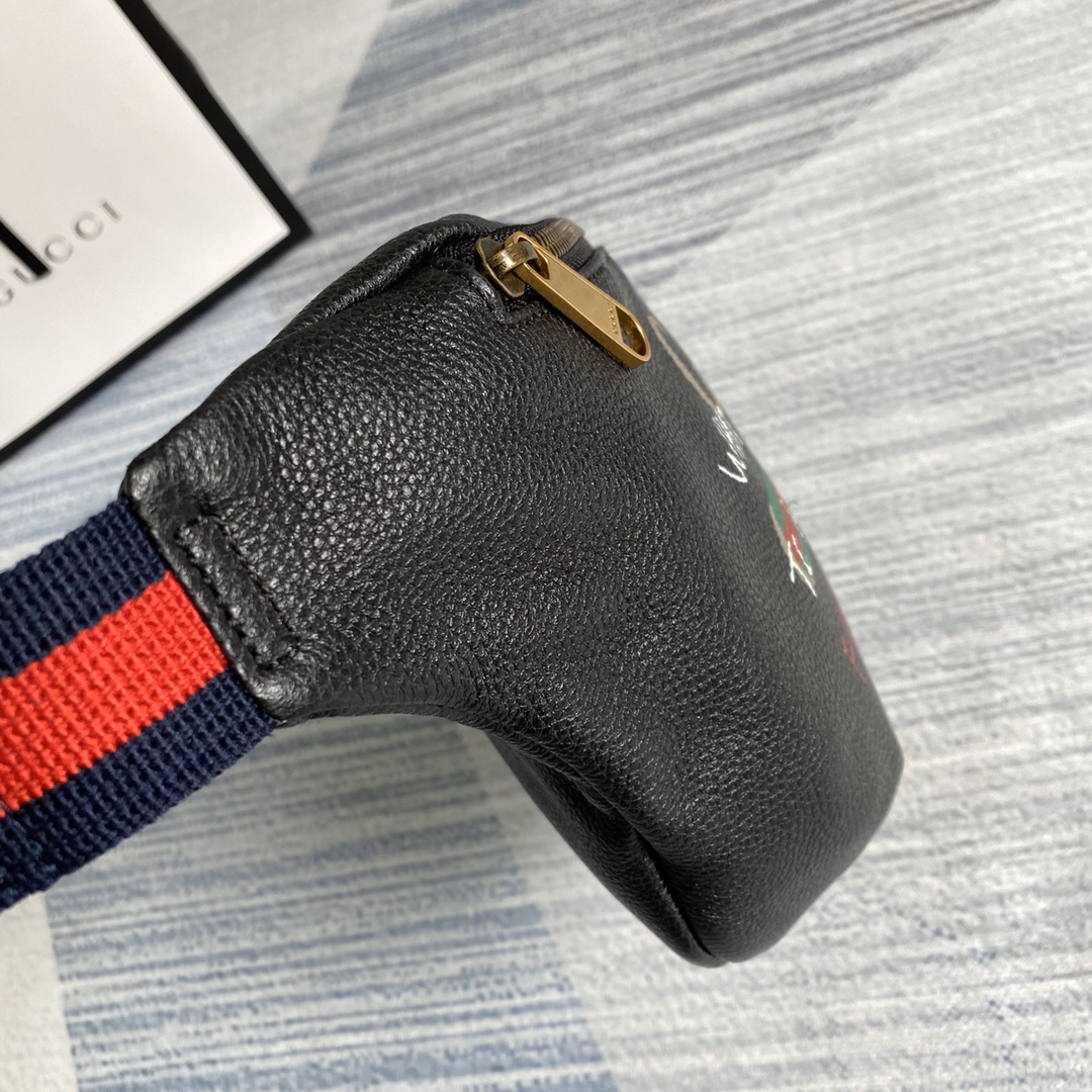 GUCCI Gucci Print leather belt bag, 493869 