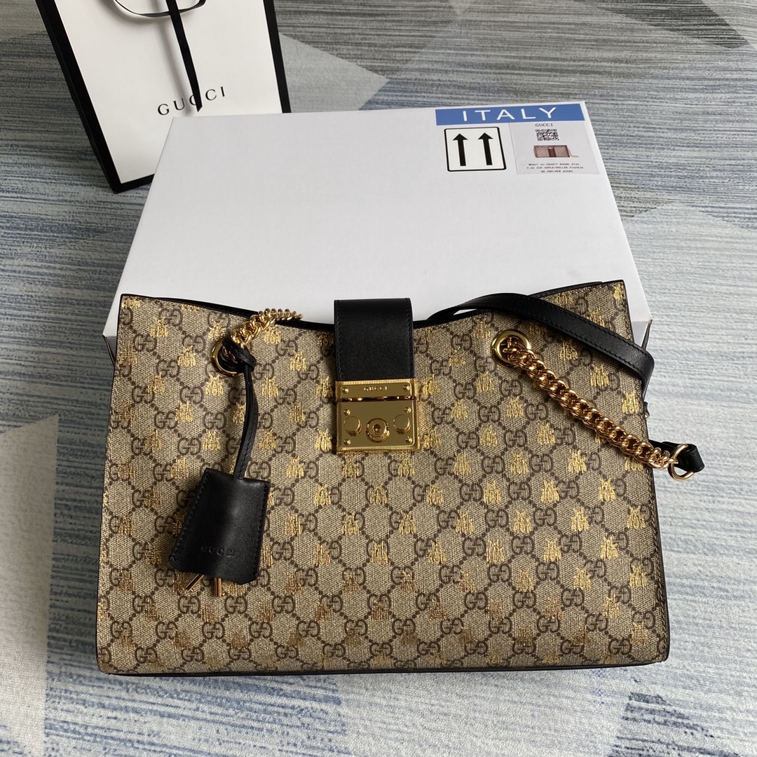 479197 Padlock medium GG shoulder bag GUCCI