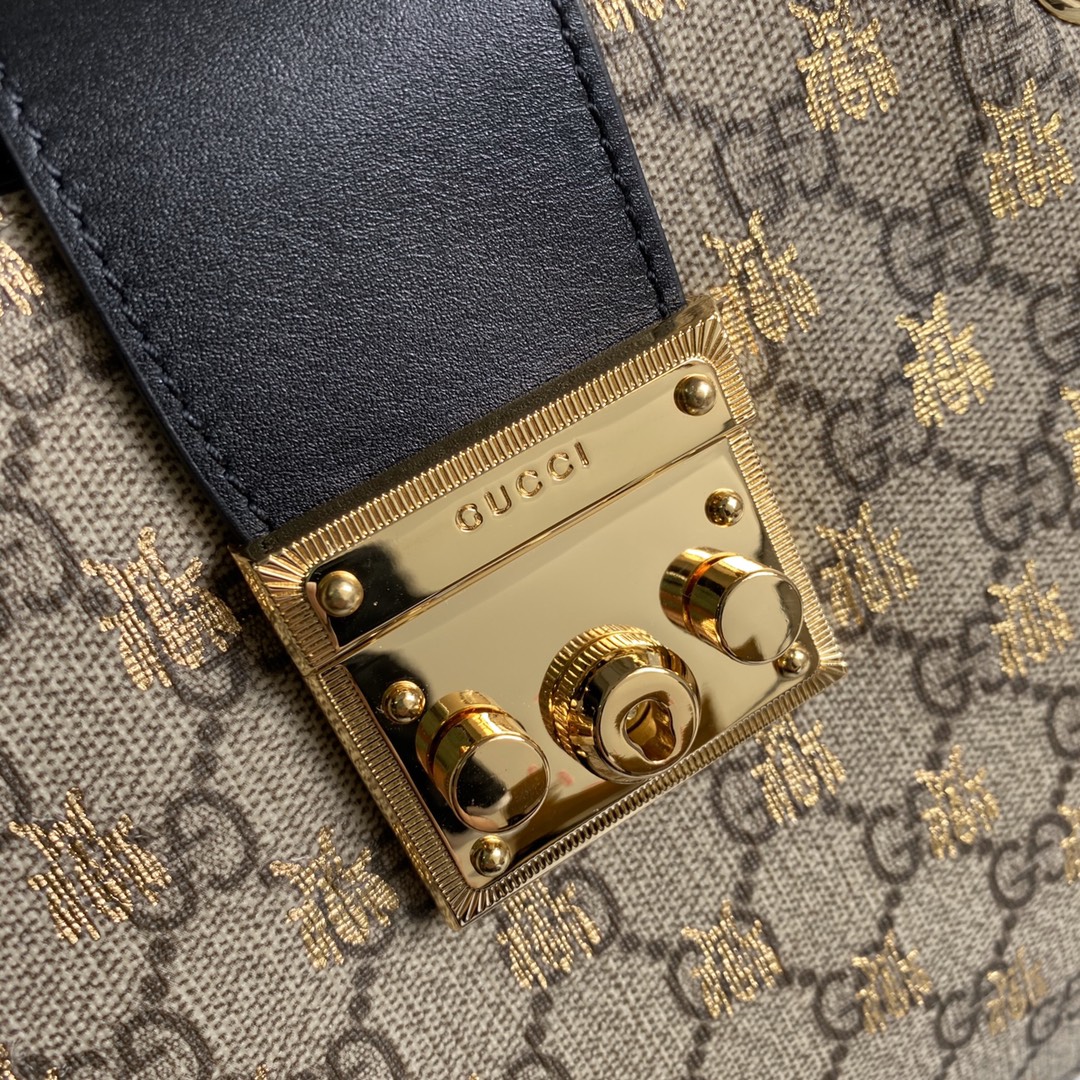 479197 Padlock medium GG shoulder bag GUCCI