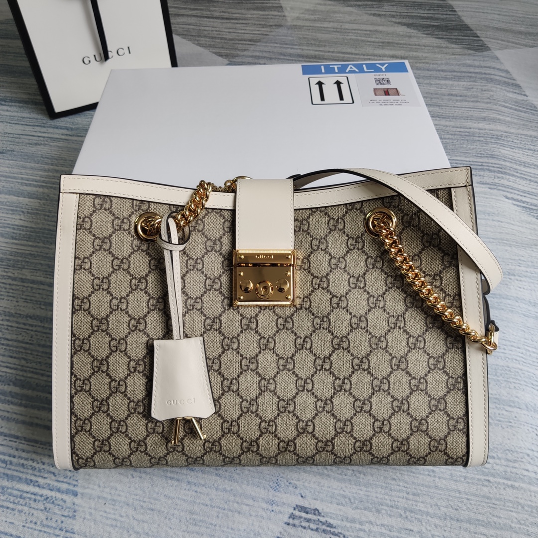 479197 Padlock medium GG shoulder bag GUCCI