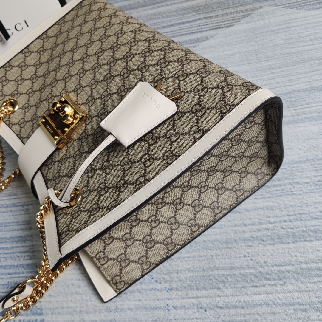 479197 Padlock medium GG shoulder bag GUCCI