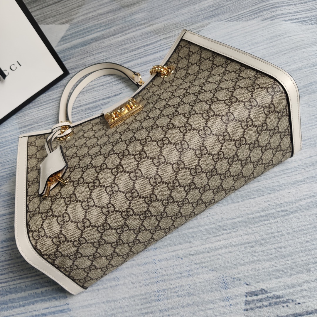 479197 Padlock medium GG shoulder bag GUCCI