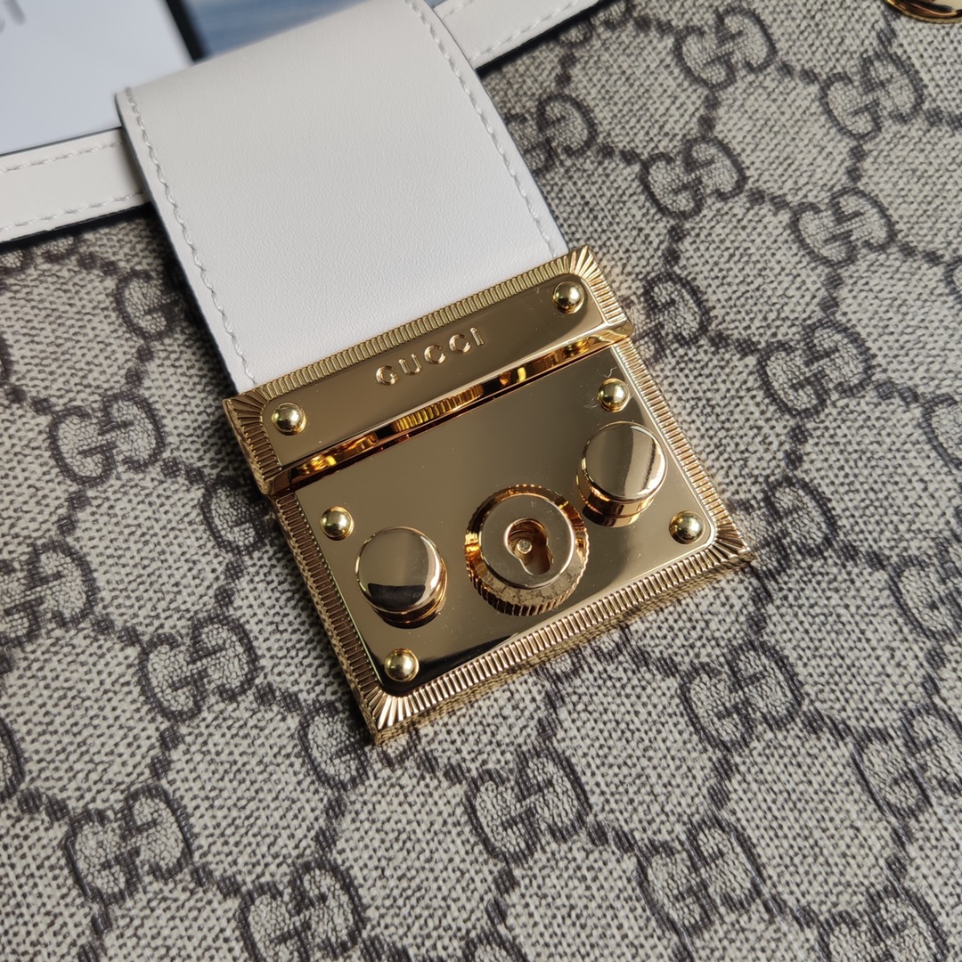 479197 Padlock medium GG shoulder bag GUCCI