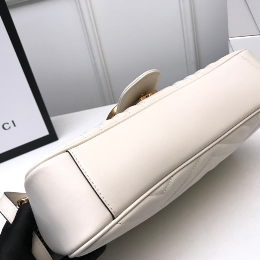 443496 GG Marmont medium matelassé shoulder bag, GUCCI