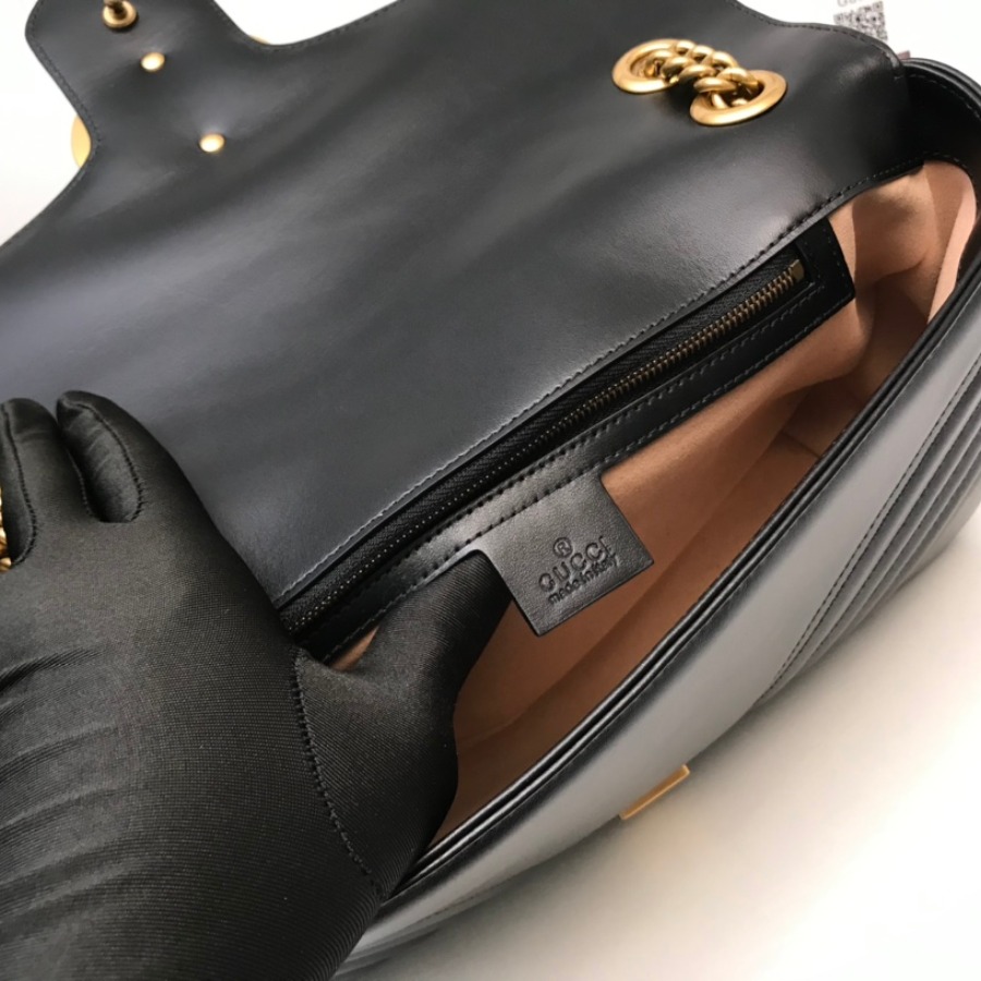 443496 GG Marmont medium matelassé shoulder bag, GUCCI