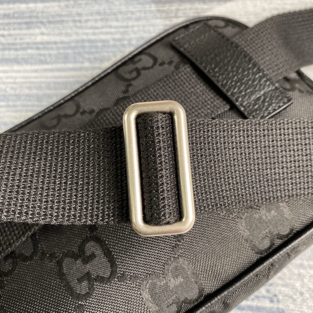 631341 Gucci Off The Grid belt bag