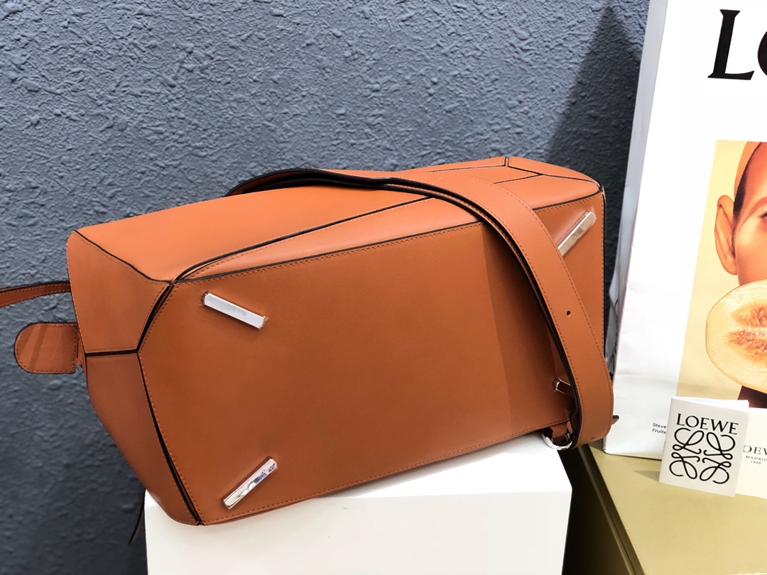 Large Puzzle bag in classic calfskin, loewe bag