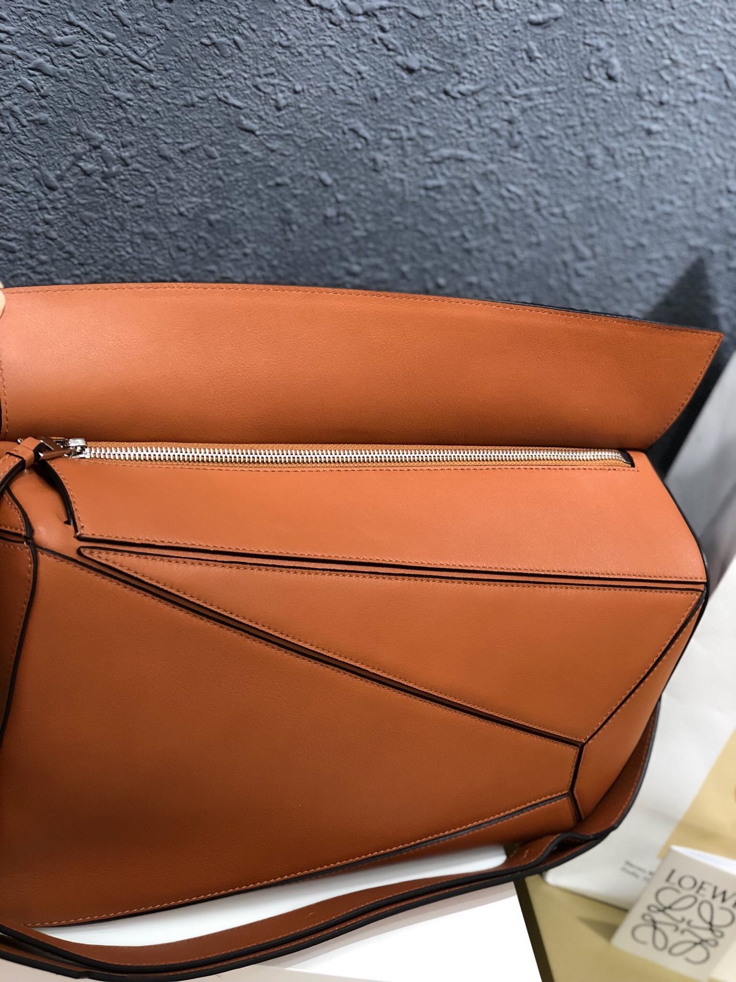 Large Puzzle bag in classic calfskin, loewe bag