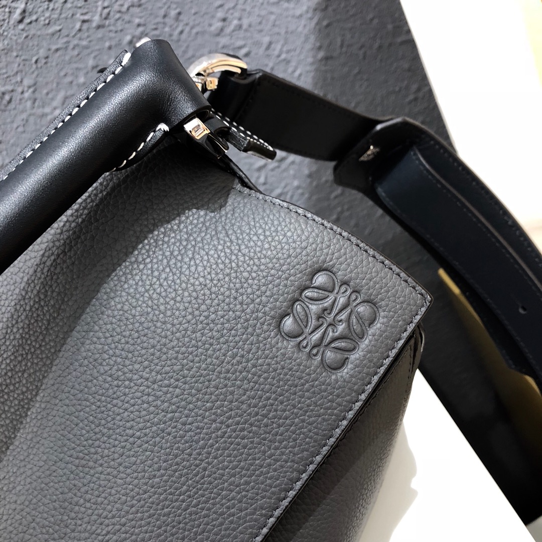 Large Puzzle bag in classic calfskin, loewe bag