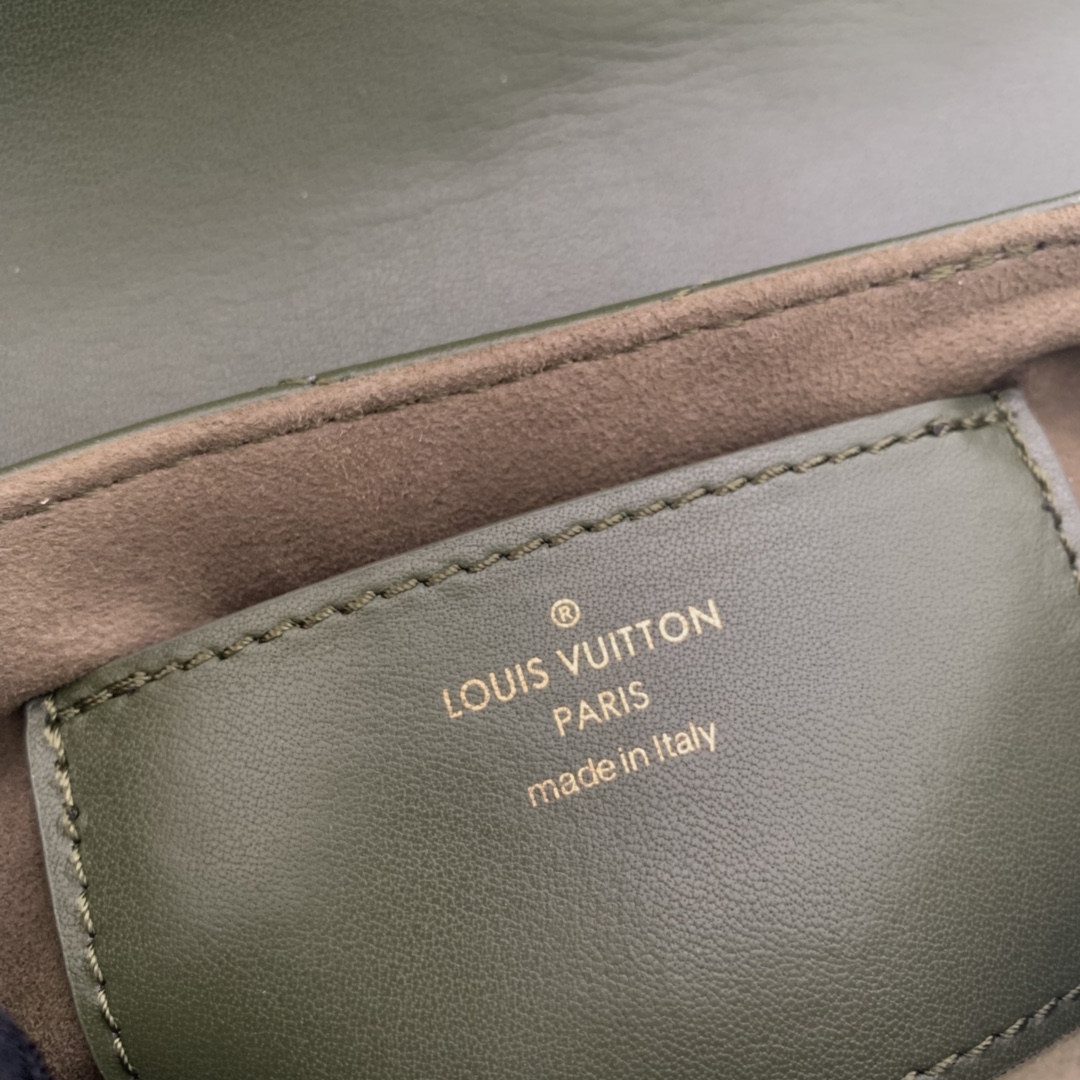 M56471 LOUIS VUITTON NEW WAVE MULTI-POCHETTE, Louis Vuitton LV