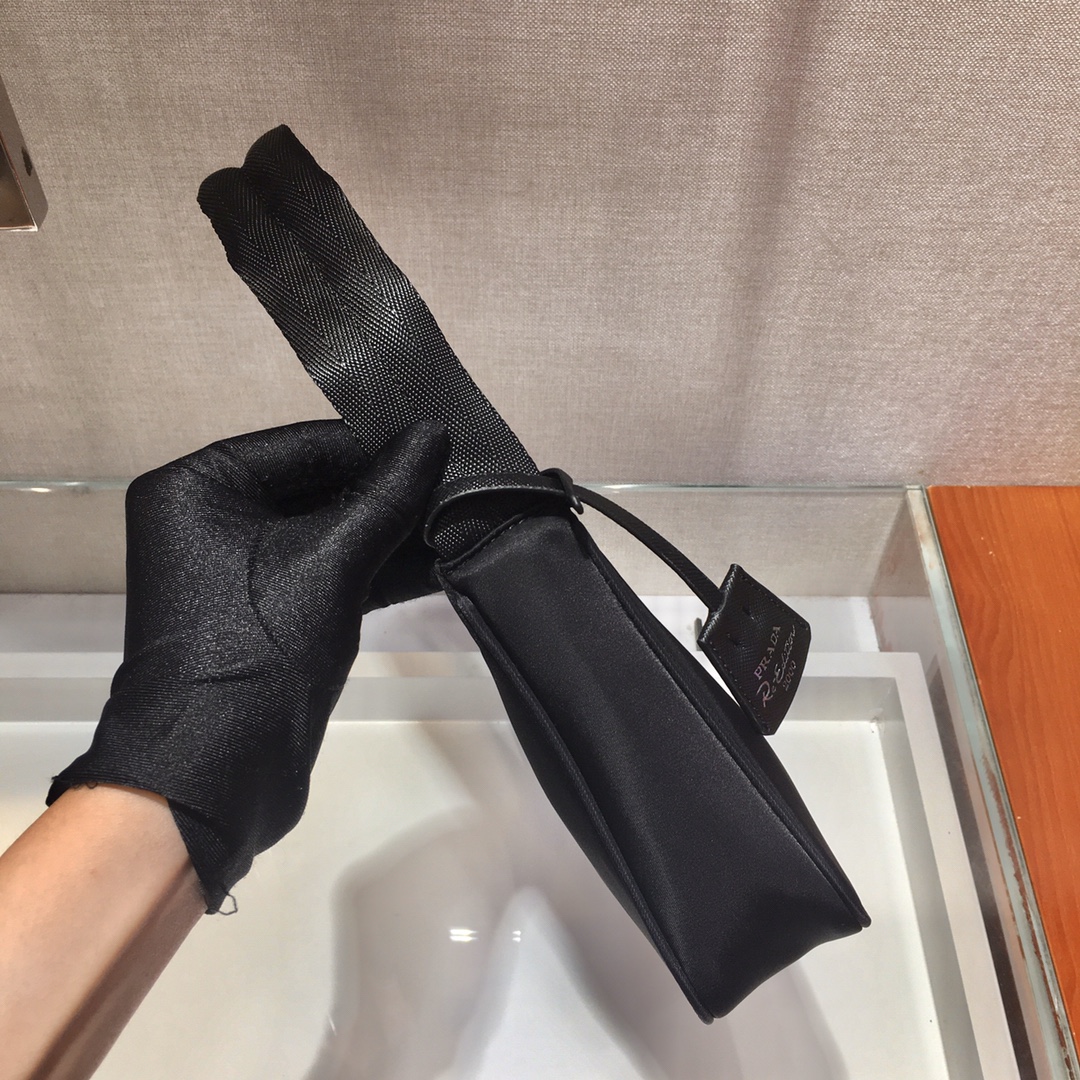 Re-Edition 2000 Nylon Mini Bag, 1NE515 Prada
