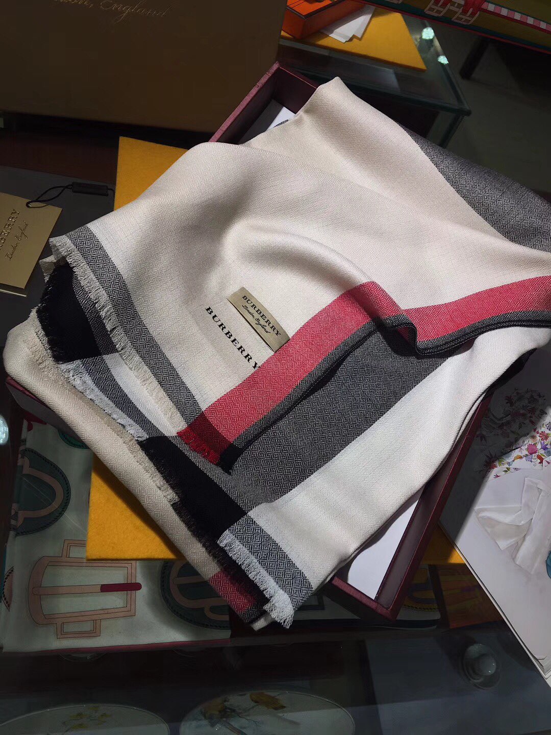 The Classic Check Cashmere Scarf, Burberry Scarves
