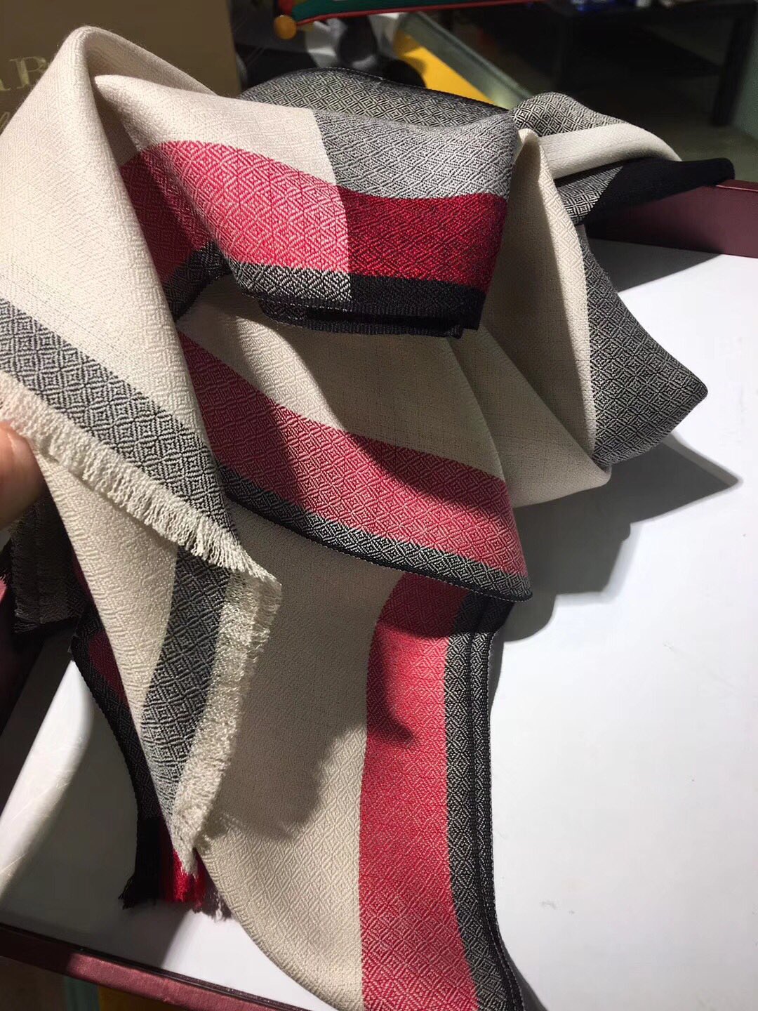 The Classic Check Cashmere Scarf, Burberry Scarves