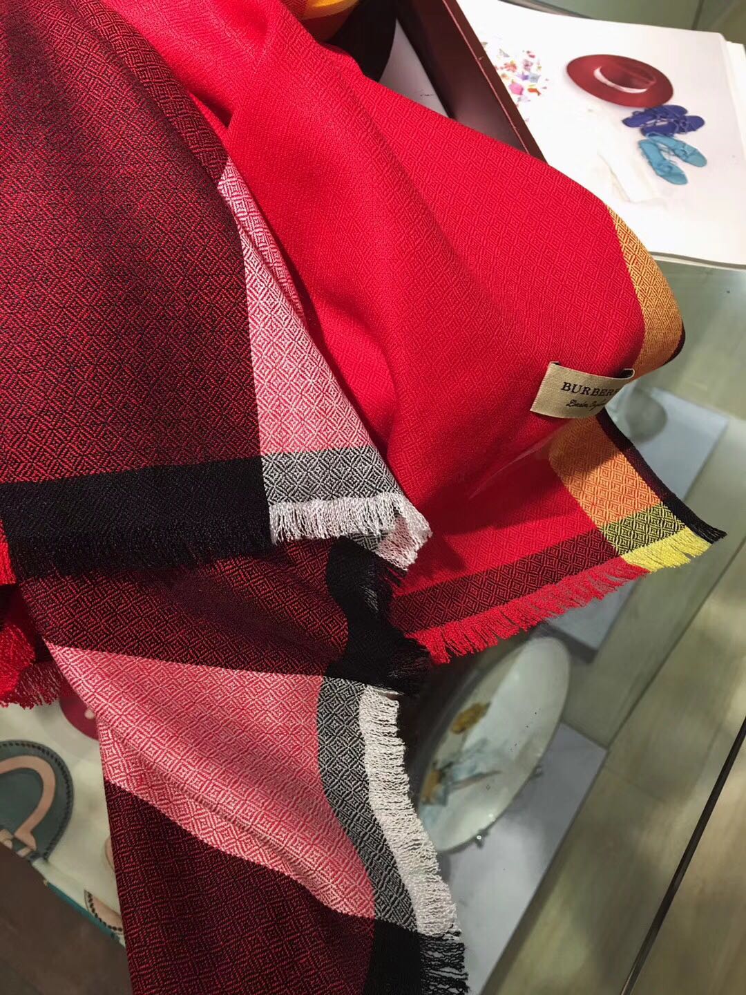 The Classic Check Cashmere Scarf, Burberry Scarves