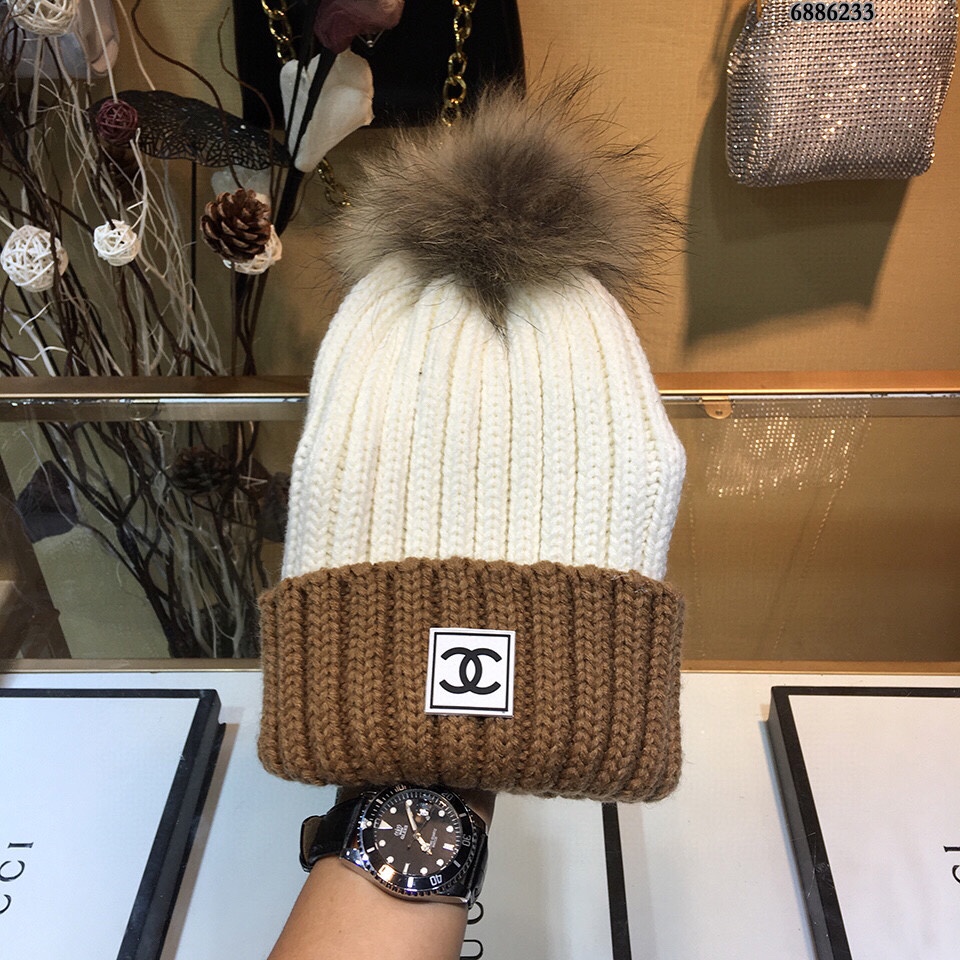 Chanel Skullies & Beanies, Hats