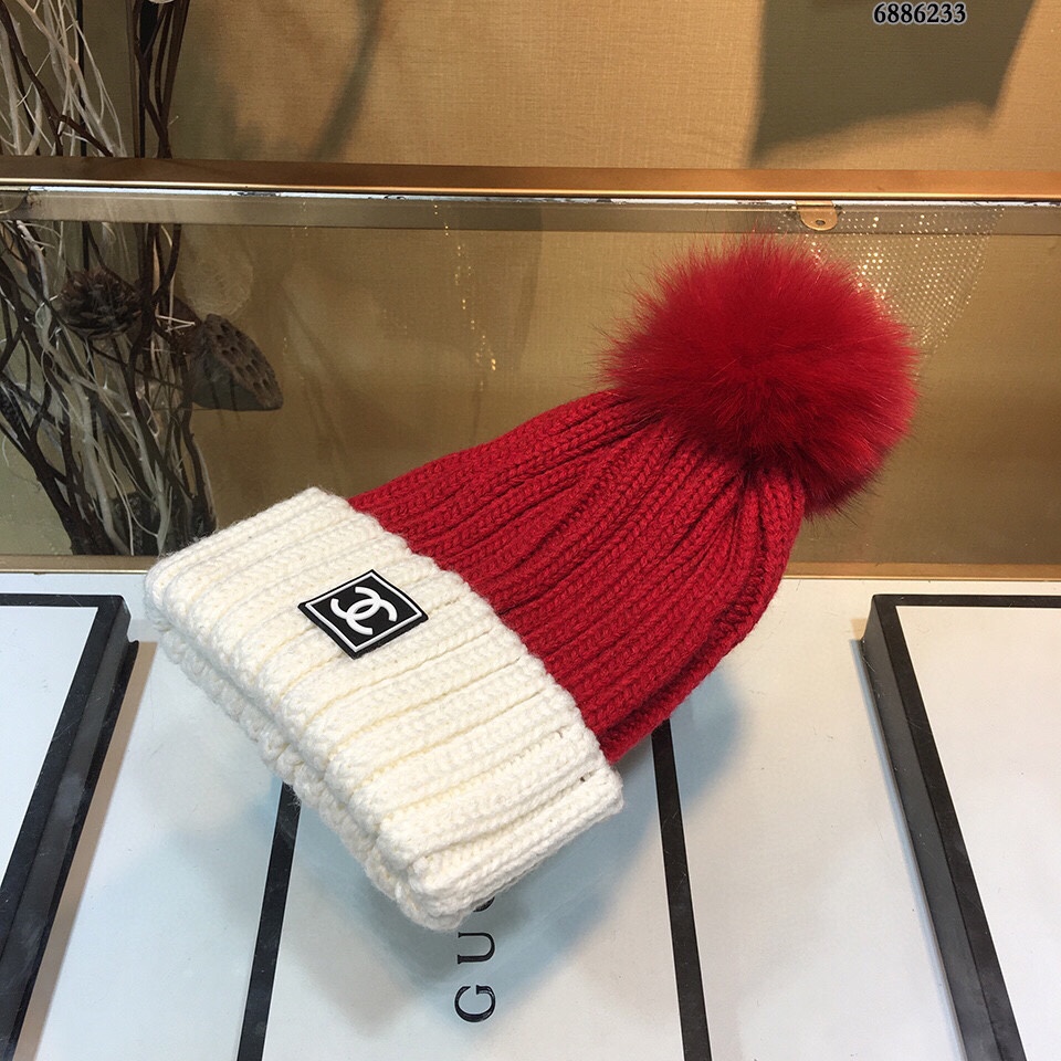 Chanel Skullies & Beanies, Hats