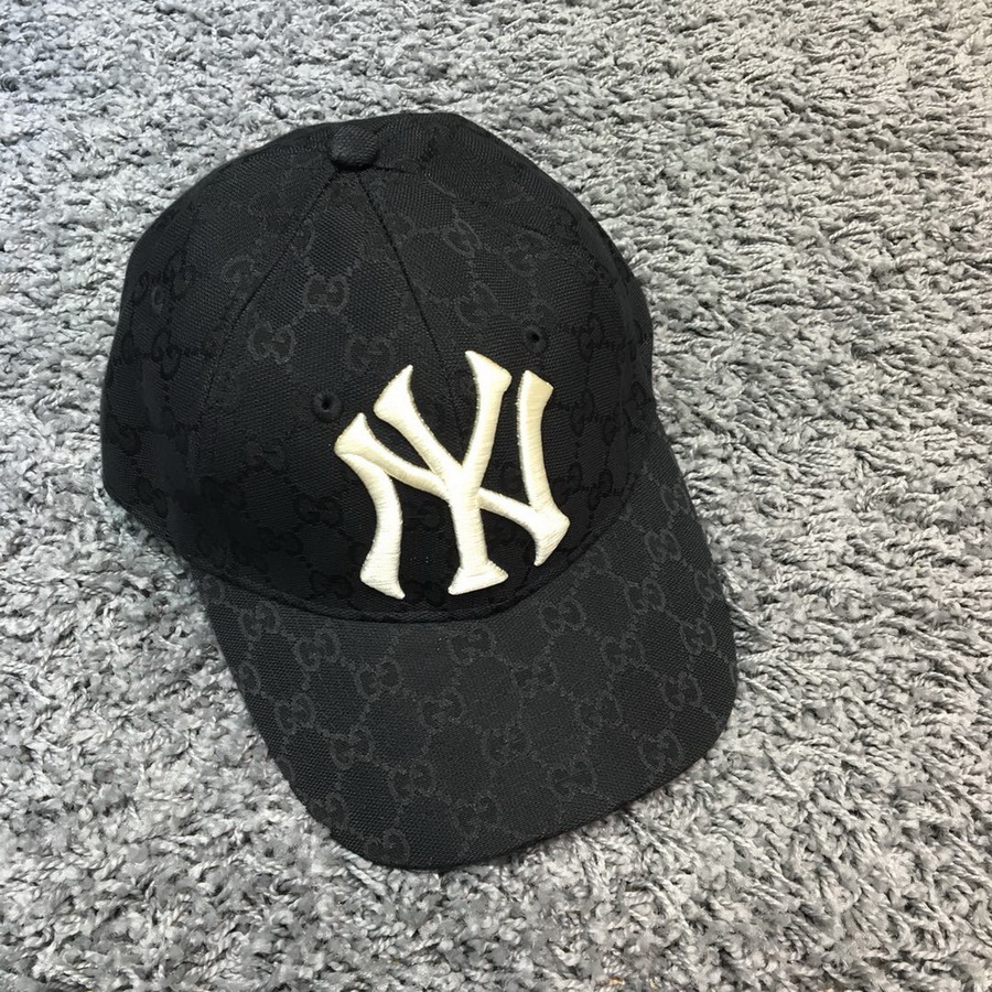 GG canvas baseball hat, GUCCI