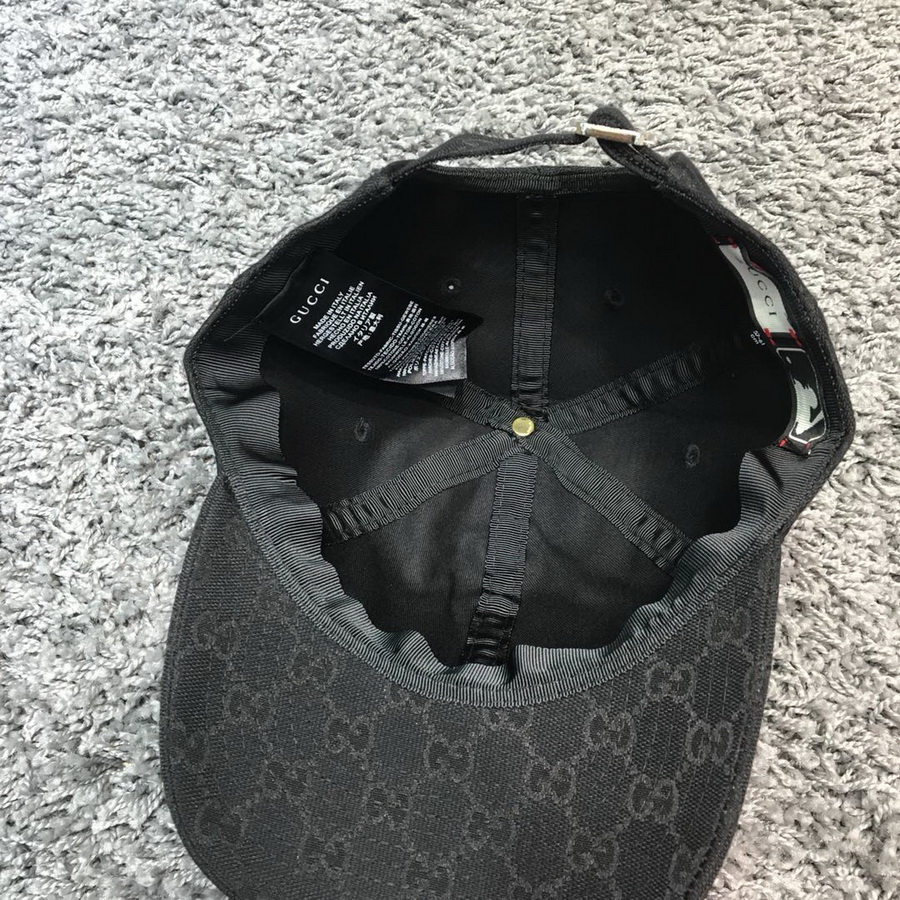 GG canvas baseball hat, GUCCI