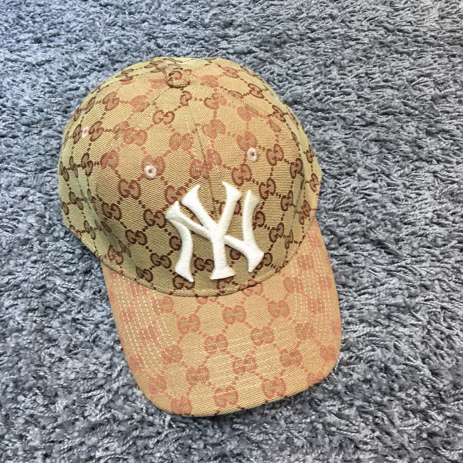 GG canvas baseball hat, GUCCI
