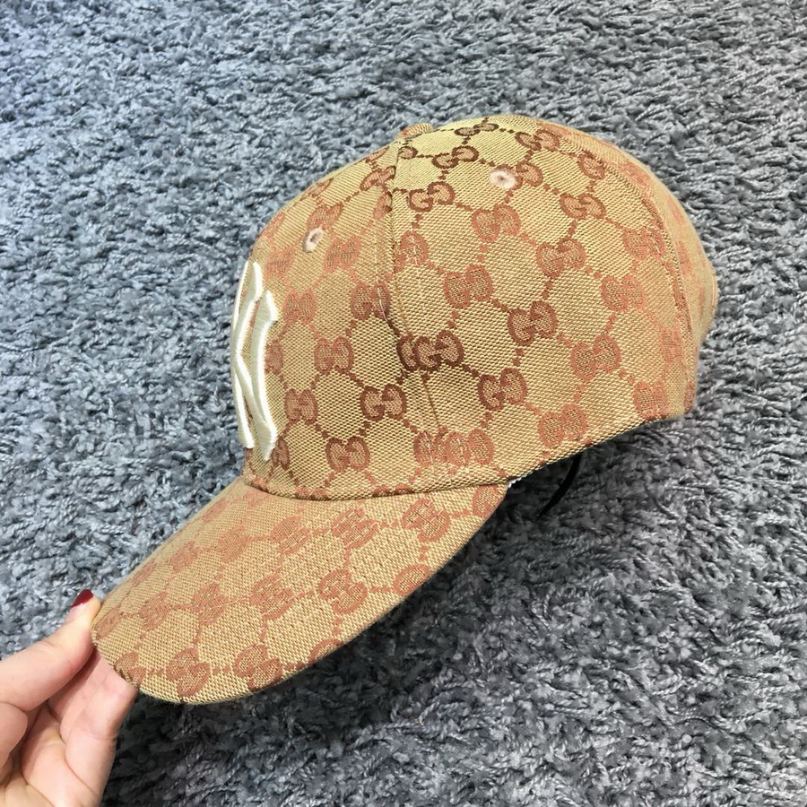 GG canvas baseball hat, GUCCI