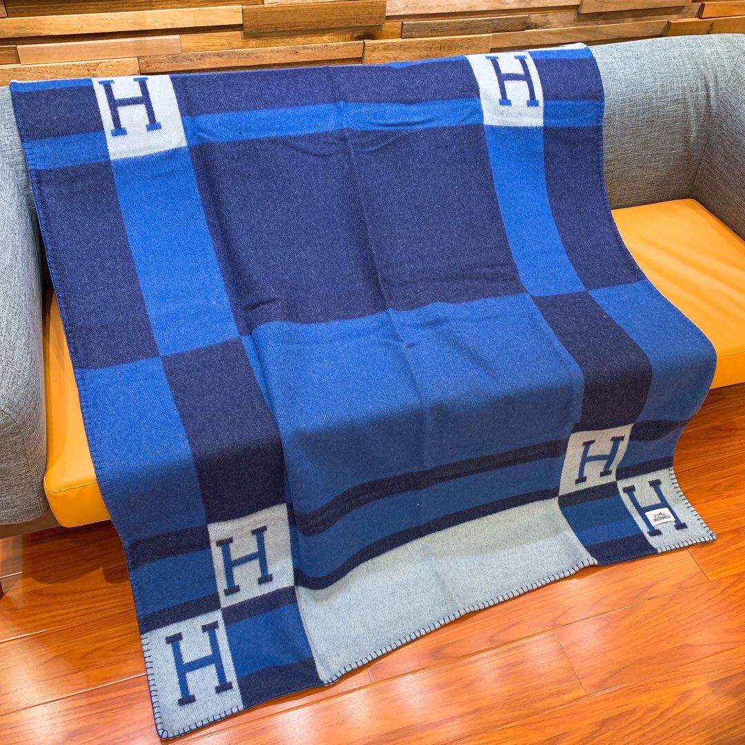 HERMES Blanket