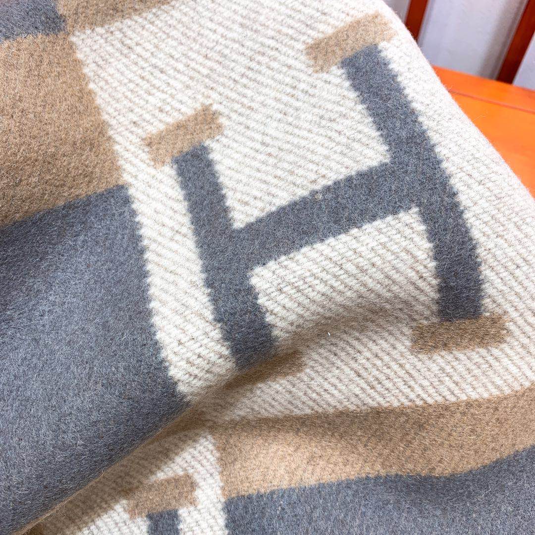 HERMES Blanket