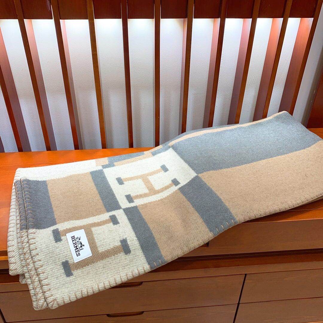 HERMES Blanket