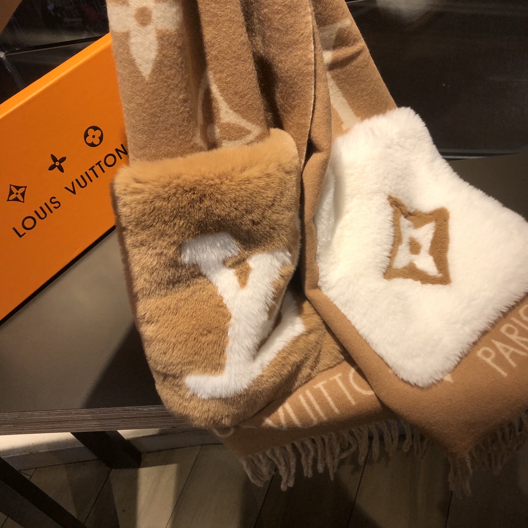 LOUIS VUITTON LV COLD REYKJAVIK SCARF