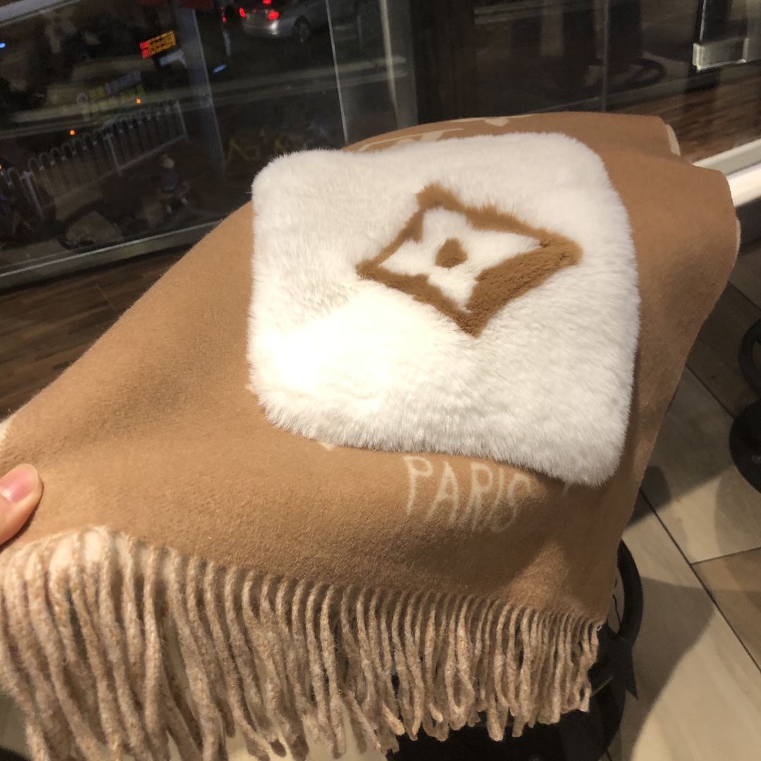 LOUIS VUITTON LV COLD REYKJAVIK SCARF