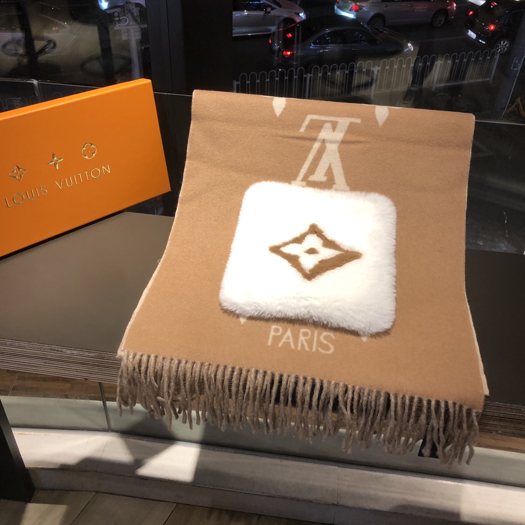LOUIS VUITTON LV COLD REYKJAVIK SCARF