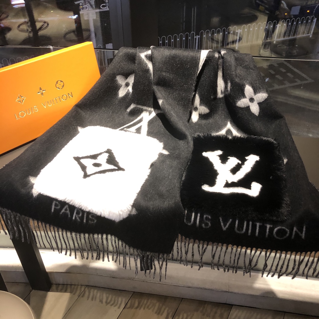 LOUIS VUITTON LV COLD REYKJAVIK SCARF