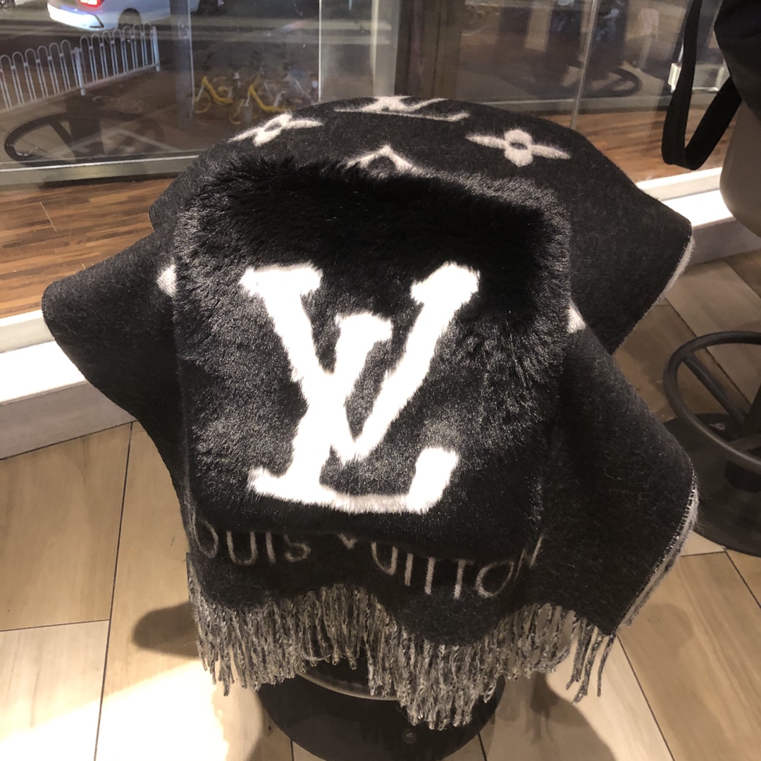 LOUIS VUITTON LV COLD REYKJAVIK SCARF