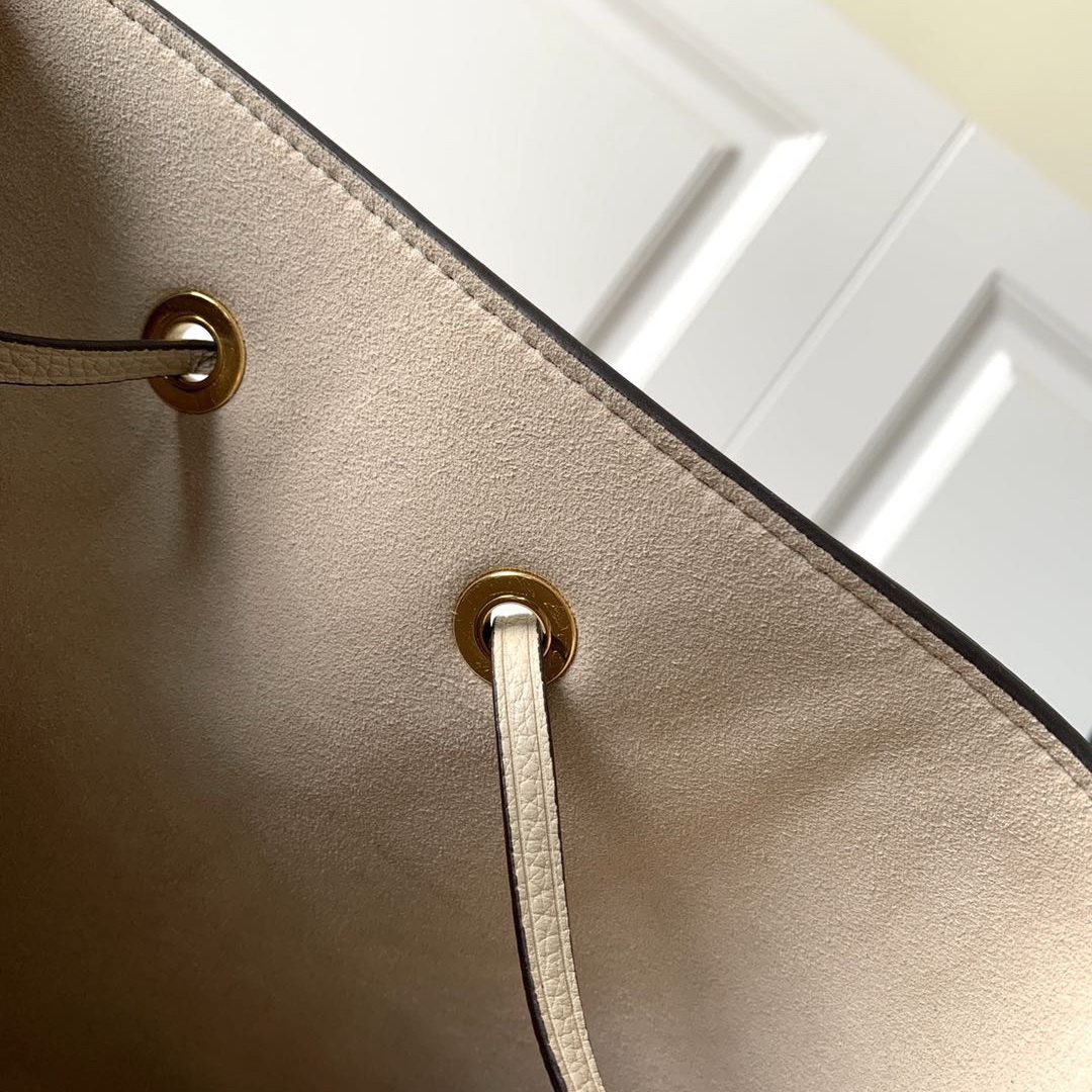 M45555 NÉONOÉ MM, Louis Vuitton LV