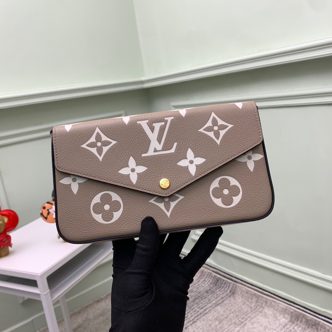 M69977  FÉLICIE POCHETTE, Louis Vuitton LV
