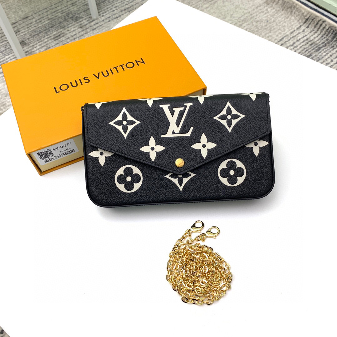 M69977  FÉLICIE POCHETTE, Louis Vuitton LV