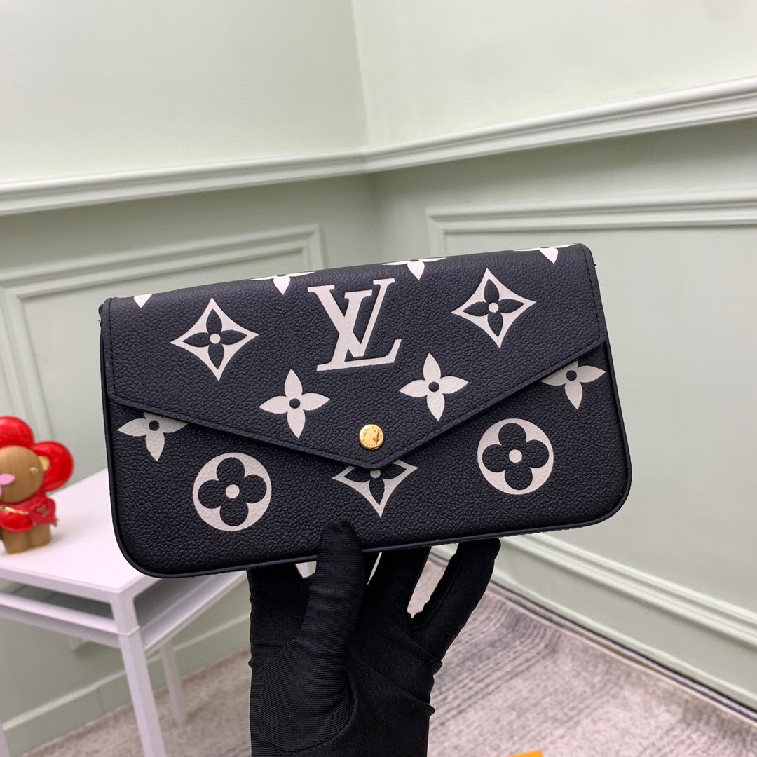 M69977  FÉLICIE POCHETTE, Louis Vuitton LV
