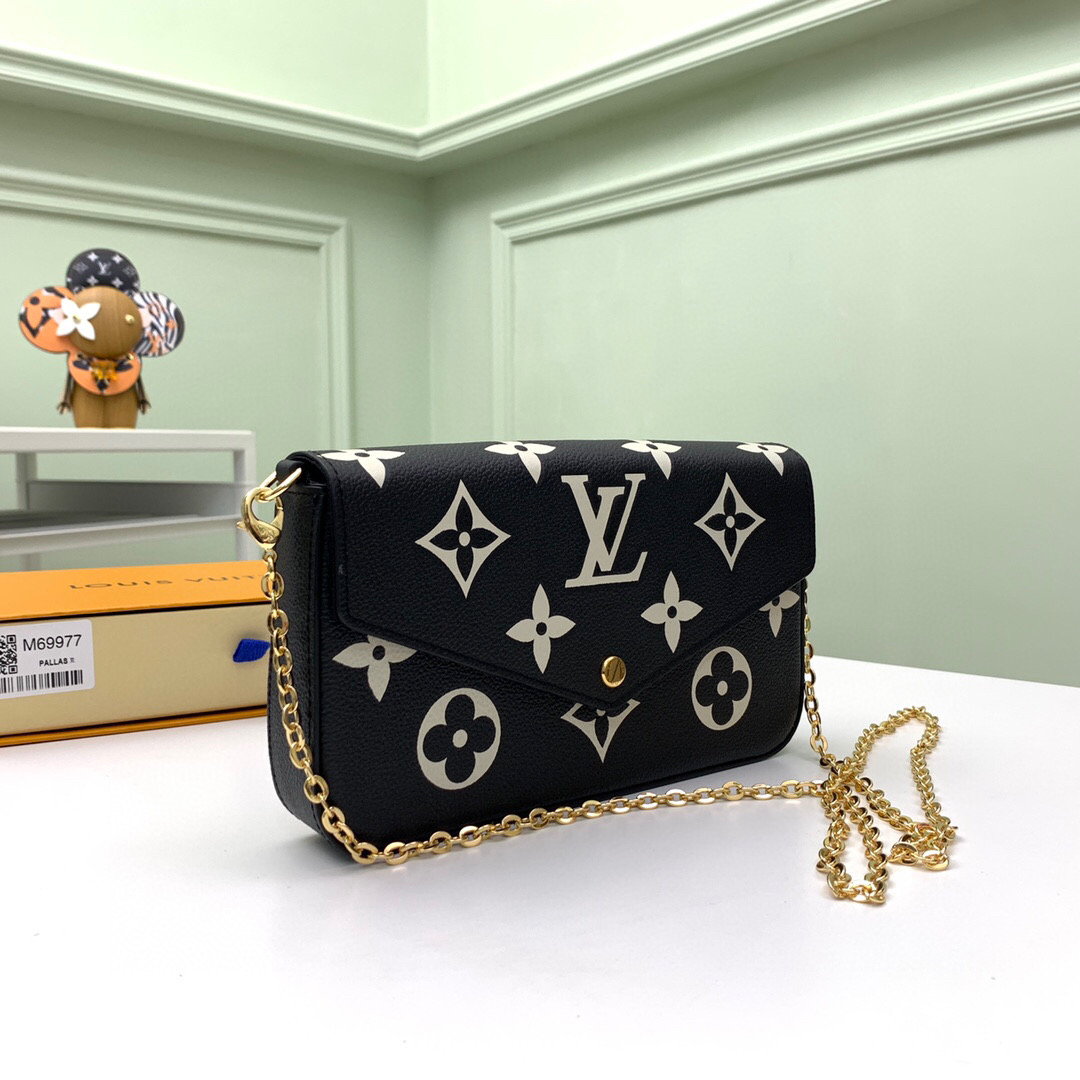 M69977  FÉLICIE POCHETTE, Louis Vuitton LV
