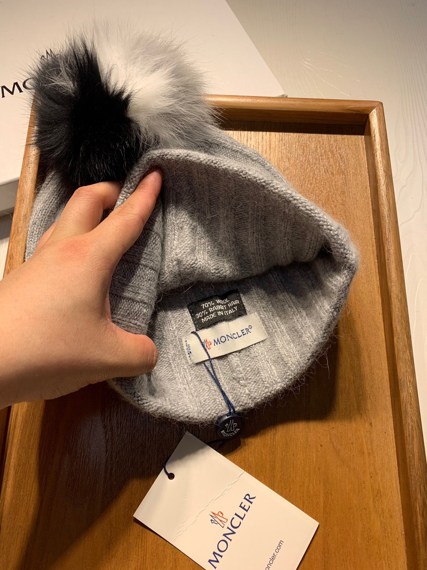 Moncler SKULLIES & BEANIES
