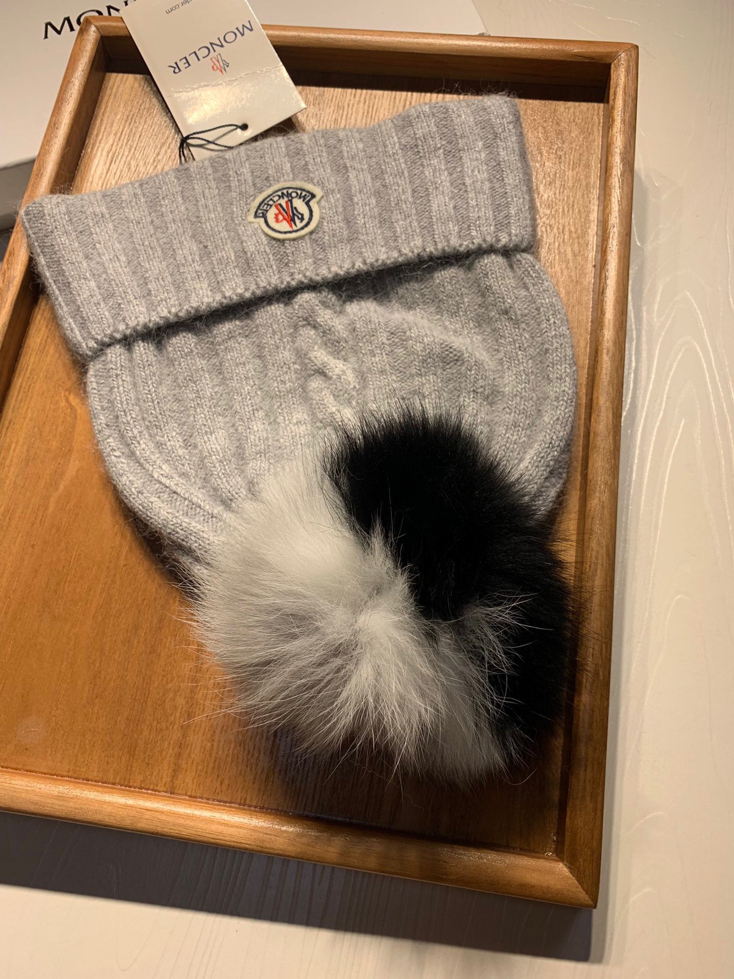 Moncler SKULLIES & BEANIES