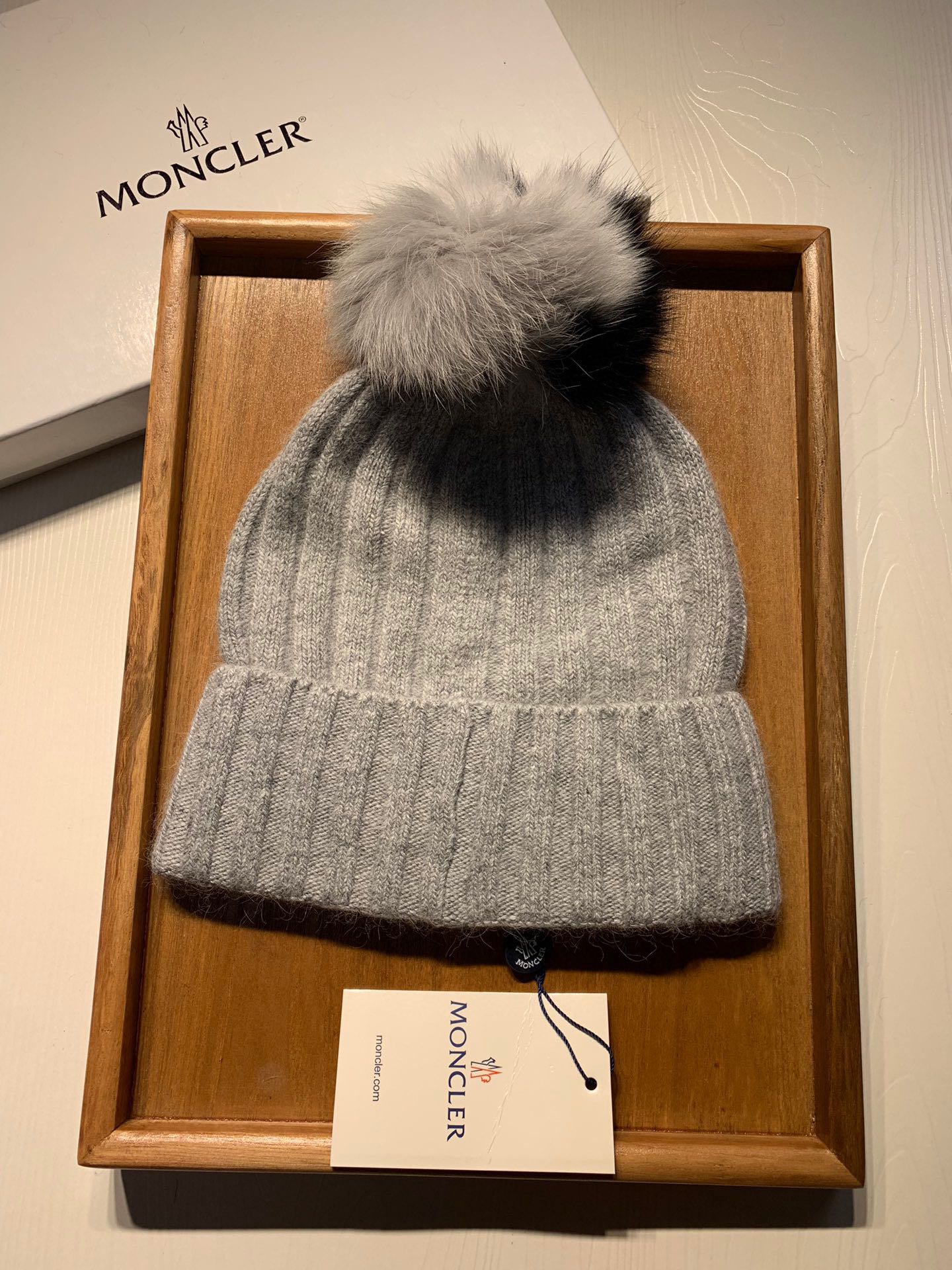Moncler SKULLIES & BEANIES