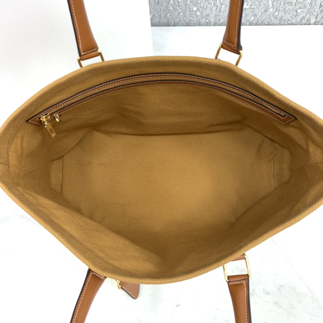 HORIZONTAL CABAS CELINE IN CANVAS WITH CELINE PRINT AND CALFSKIN