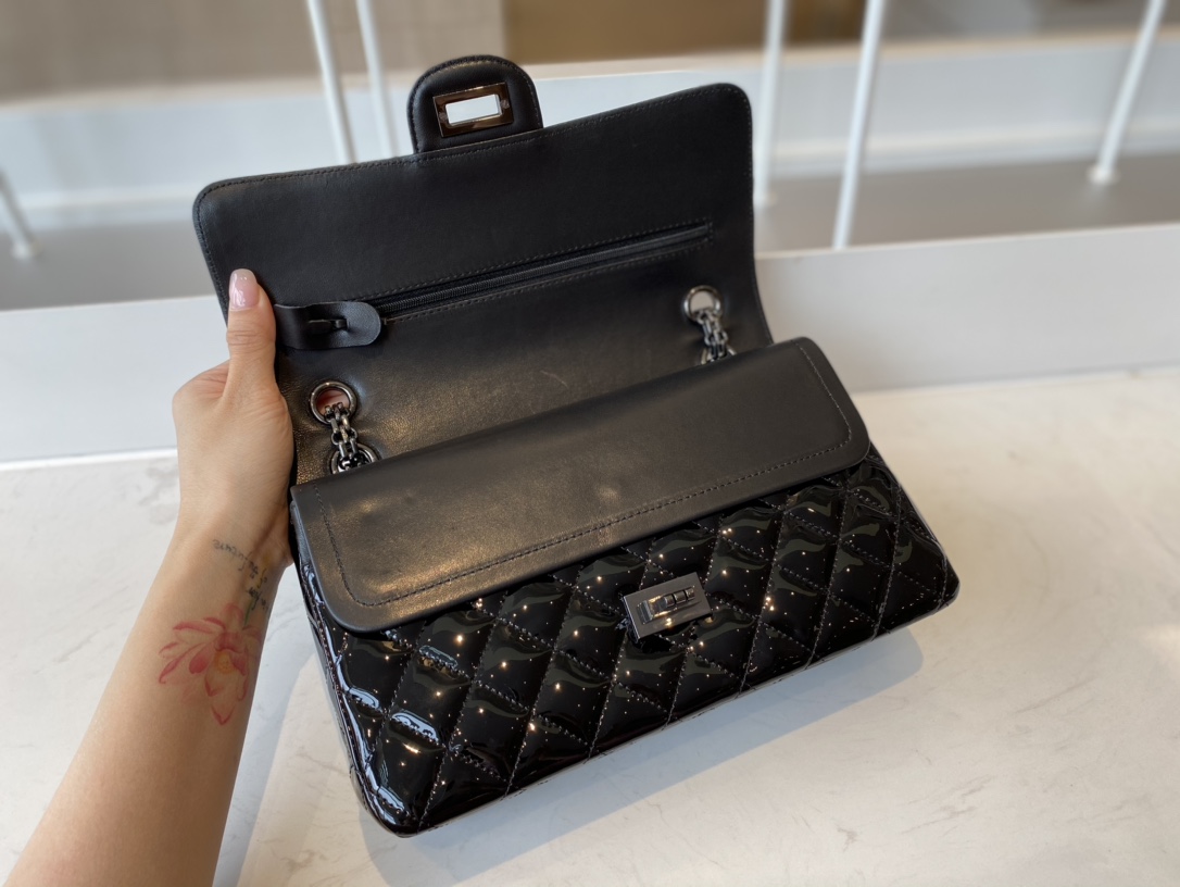 A37586 2.55 handbag, chanel bags