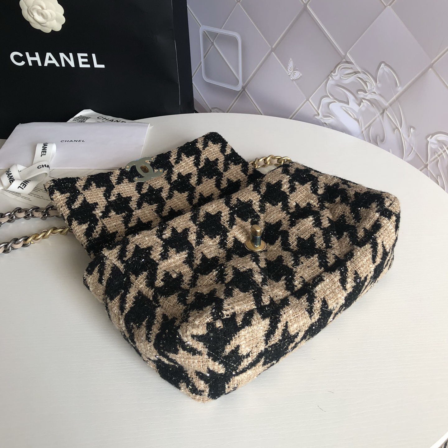 chanel 19 large flap bag