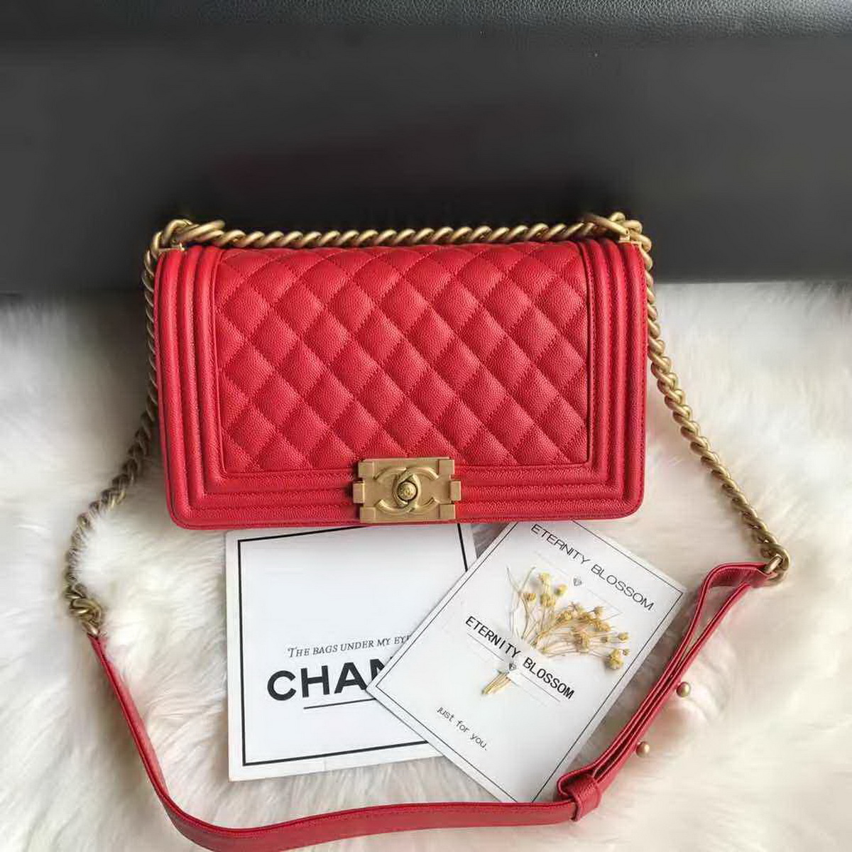 A67086, CHANEL BOY CHANEL HANDBAG, GRAINED CALFSKIN / CAVIAR