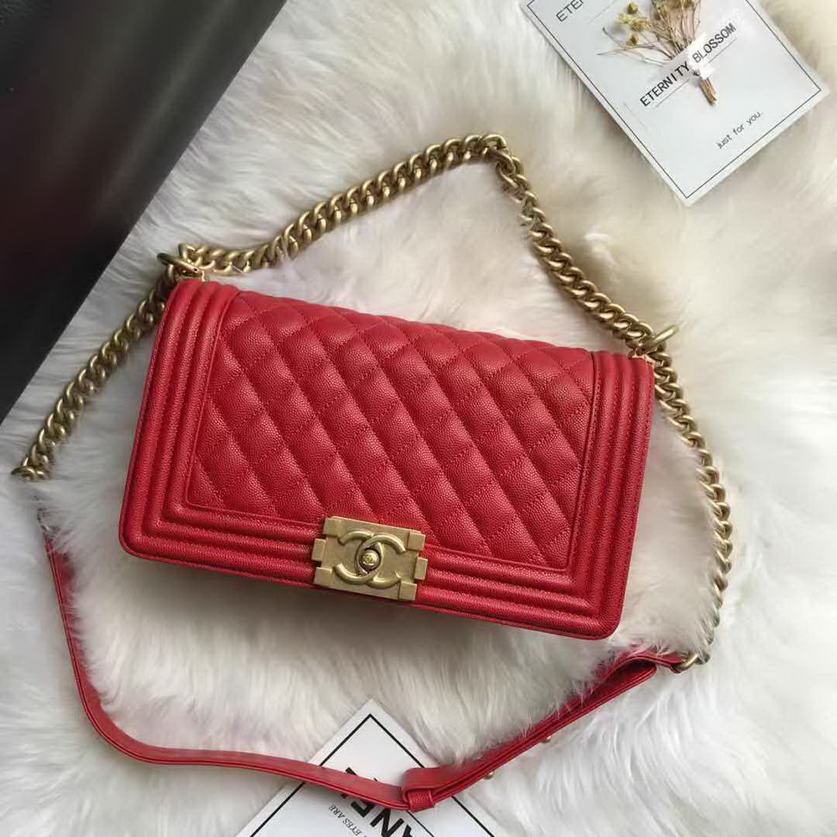 A67086, CHANEL BOY CHANEL HANDBAG, GRAINED CALFSKIN / CAVIAR
